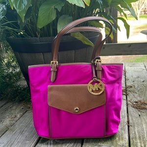 Micheal Kors Handbag